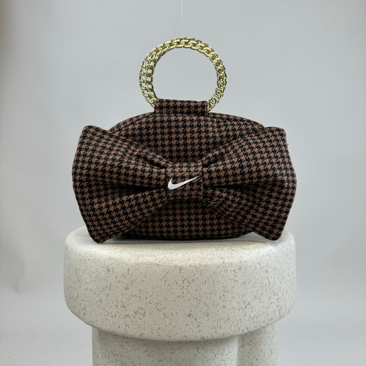 Bow Majesty Brown